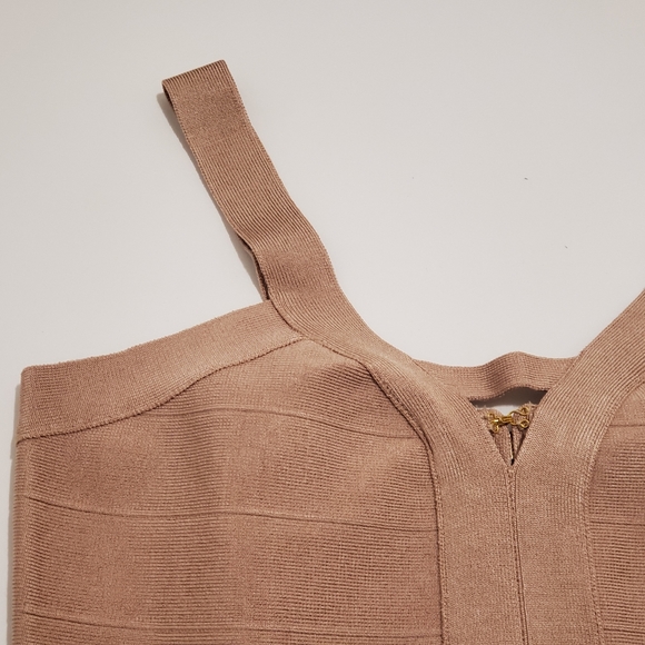 GUESS Marciano Beige Tan Mirage Bandage Crop Top - Size XXS, XS, 00, 0 - Picture 3 of 6